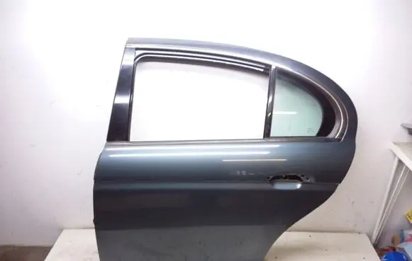 Jaguar S-Type Rear door