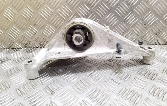 Tesla Model 3 Engine mounting bracket 109533800D P109075400B