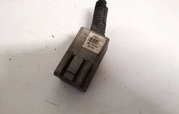 Opel Zafira B Coolant fan relay 13178656