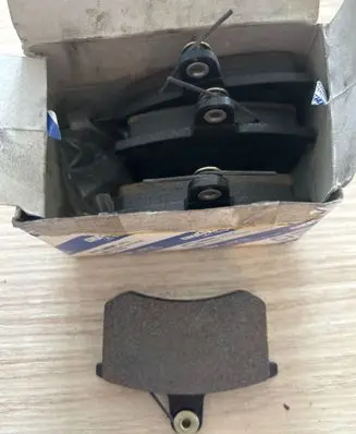 Lancia Thema Brake pads (rear) 5892650