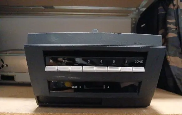Mercedes-Benz S W221 CD/DVD changer A2219004504 A2219016300