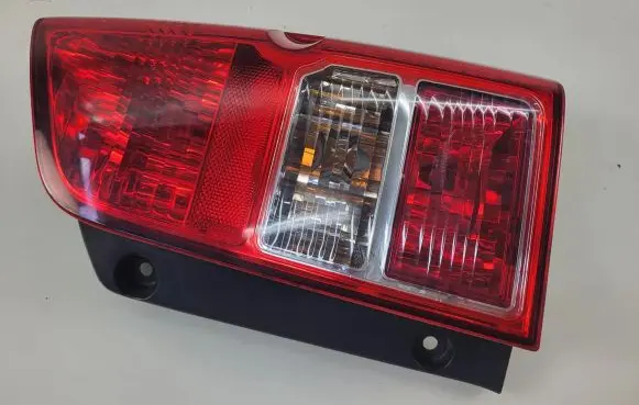 Nissan Pathfinder R51 Rear/tail lights 220-16550