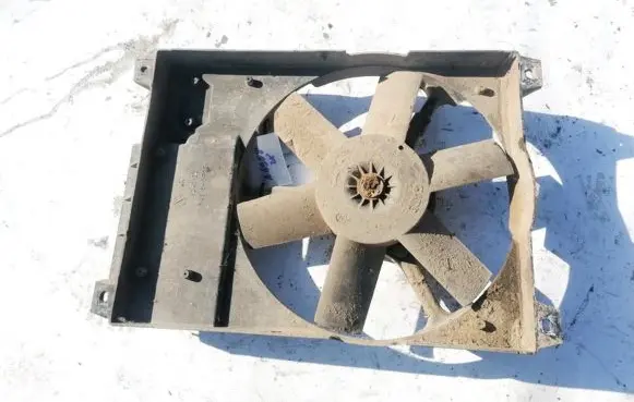 Fiat Ducato Radiator cooling fan shroud 8240120