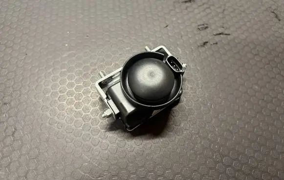 Lexus RX 330 - 350 - 400H Alarm system siren 8904048020 2370003080