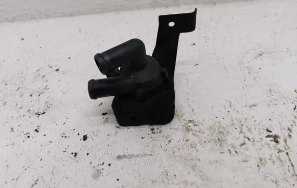 BMW 5 F10 F11 Electric auxiliary coolant/water pump 9239313