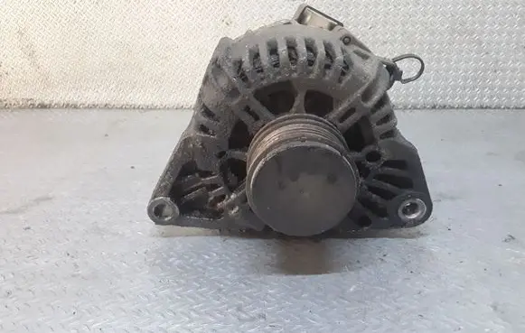 Hyundai i30 Generator/alternator 2655475 373002A110