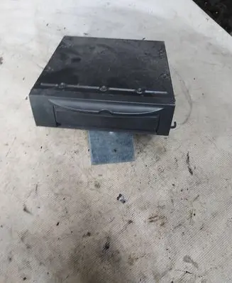 Volvo XC90 Navigation unit CD/DVD player 30679699 32610098 AF32BCUP28