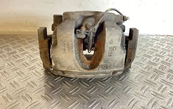 Mercedes-Benz GLE (W166 - C292) Front brake caliper