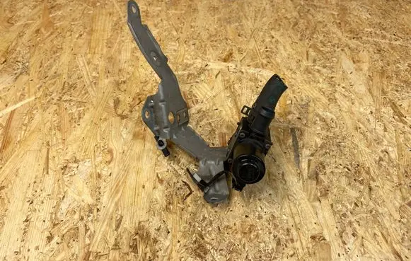 BMW X3 F25 Electric auxiliary coolant/water pump 9147347