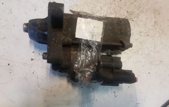 Ford Focus Starter motor 3M5T1100