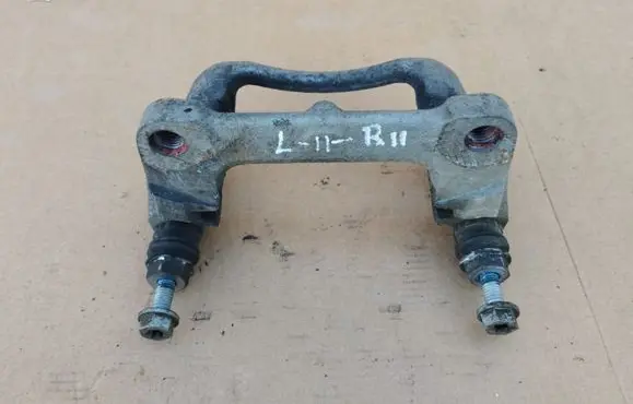 Citroen Jumpy Brake caliper pad carrier rear 