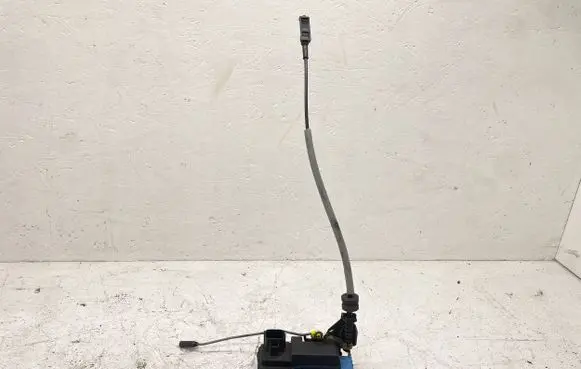 Volvo V70 Front door lock