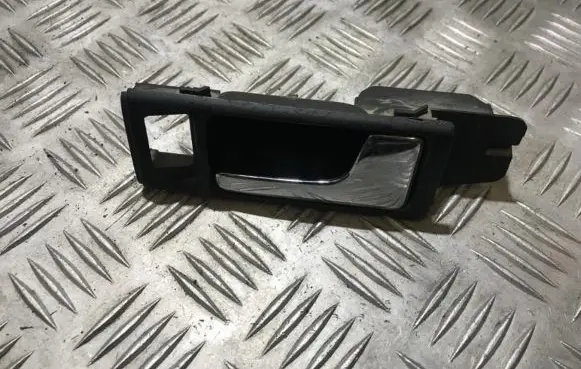 Audi A6 S6 C4 4A Front door interior handle 4a0837020a