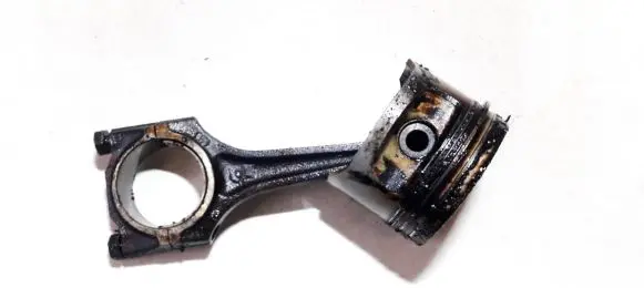 Opel Astra F Piston with connecting rod