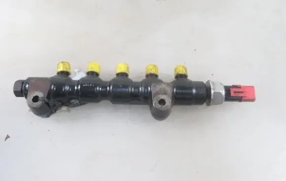 Peugeot 206 Fuel main line pipe 9653981180 9654592680 55PP0602