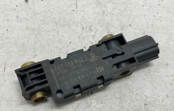 Audi A4 S4 B8 8K Airbag deployment crash/impact sensor 8E0959643B