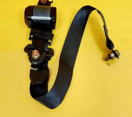 Hyundai Pony Front seatbelt 042826