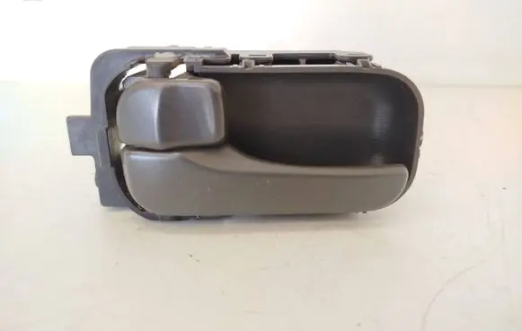 Nissan X-Trail T30 Front door interior handle