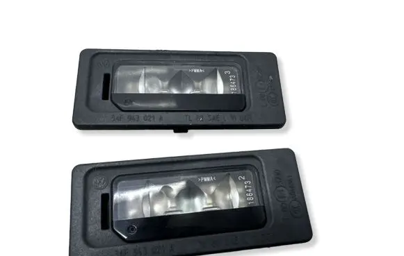 Volkswagen PASSAT B7 Number plate light 3AF943021A