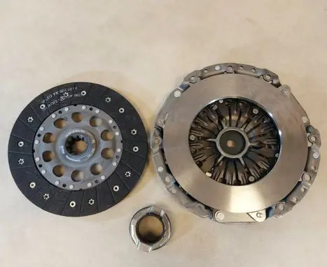 BMW 5 E39 Clutch set kit 21217515146 7515146