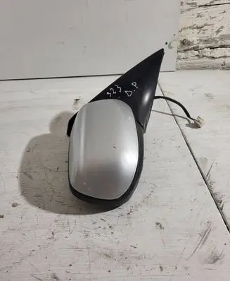 Mazda 323 F Front door electric wing mirror E13010089