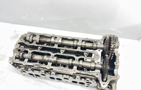 Mercedes-Benz E W211 Engine head 6420106720