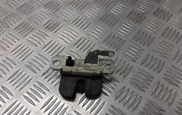 Seat Ibiza III (6L) Tailgate exterior lock 6L6827505A