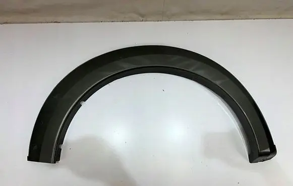 Mitsubishi L200 Front arch trim 7407A274ZZ