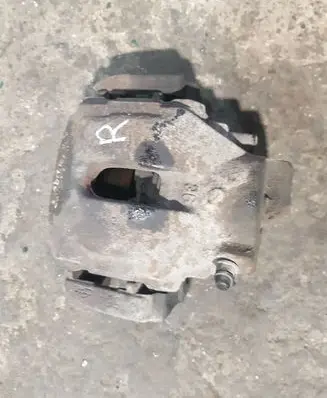 BMW 5 E39 Front brake caliper