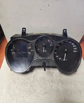 Seat Altea Speedometer (instrument cluster) 5P0920840A V0006000 SEZ7Z0E3051396