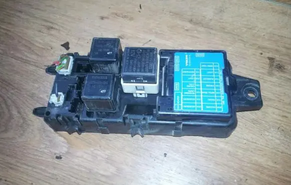 Volvo S40, V40 Fuse box set 30807016