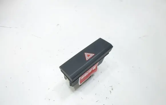 Volkswagen Touareg II Hazard light switch 7P6953509A