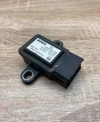 BMW 5 E39 ESP acceleration yaw rate sensor 6753694 0265005248