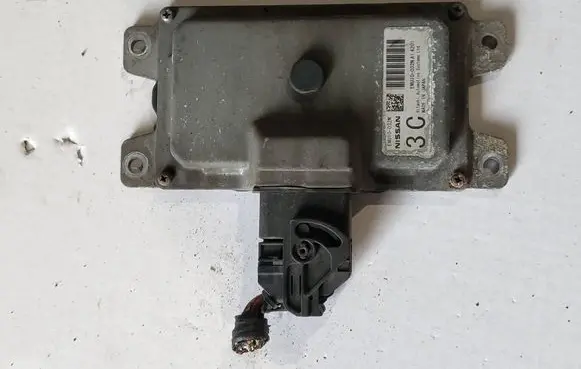 Nissan Note (E12) Gearbox control unit/module EMU10032N