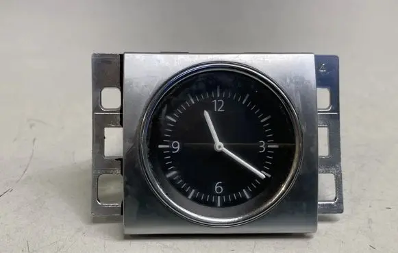 Volkswagen PASSAT B7 Clock 3AA919204A 194805813