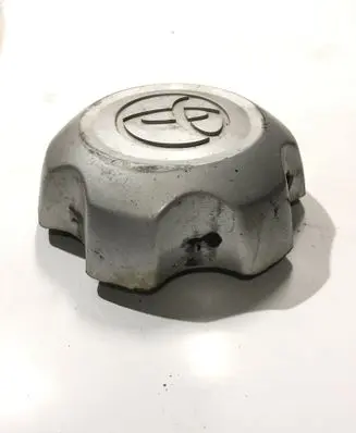 Toyota Hilux (AN10, AN20, AN30) Original wheel cap 230085101 426030K140
