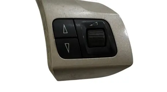 Opel Astra H Steering wheel buttons/switches 13234174 88139805 305582185G72