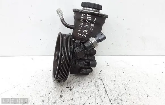 Toyota Avensis T250 Power steering pump