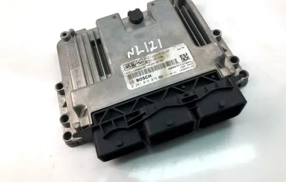 Ford Fiesta Engine control unit/module ECU AV2112A650RF 0281018078