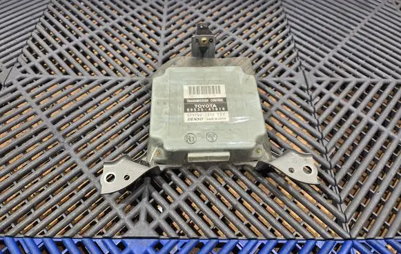 Toyota Prius (XW20) Gearbox control unit/module 001612A 8953547010 0791001612