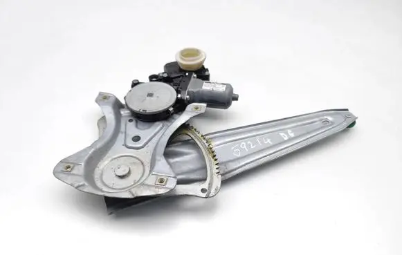 Toyota Avensis T270 Rear door window regulator with motor 85701-02010 961920-101 AV262100-4351