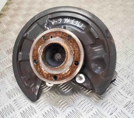 Mercedes-Benz CLA C117 X117 W117 Rear wheel hub