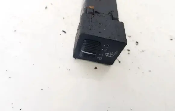 Saab 9000 CC Seat heating switch 4439014 SWF501317