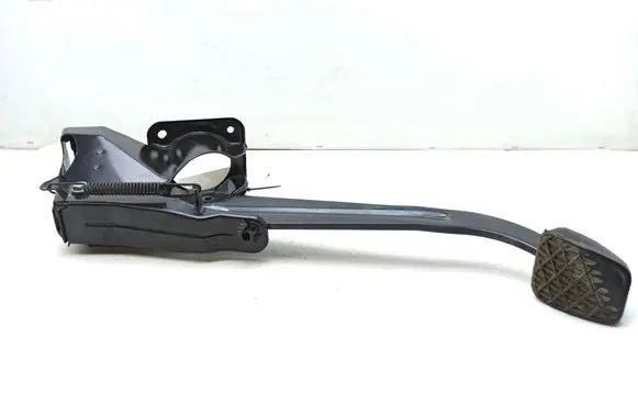 Mercedes-Benz Vito Viano W639 Brake pedal A6392901401