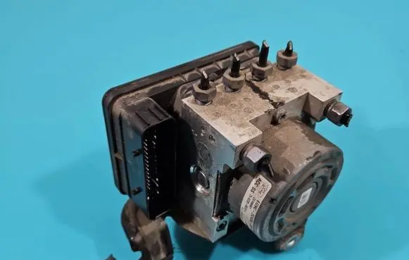 Ford Mondeo MK V ABS Pump EG9C-2C405-EG IMPRK1399826