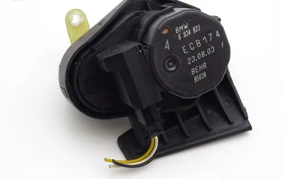 BMW 3 E46 Air flap motor/actuator 6934823