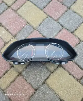 Skoda Superb B8 (3V) Speedometer (instrument cluster) 3V0920750A 78120WESV 1773969316