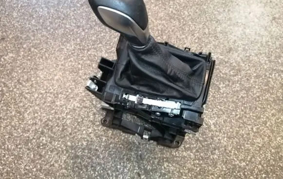 Gear shifter/selector
