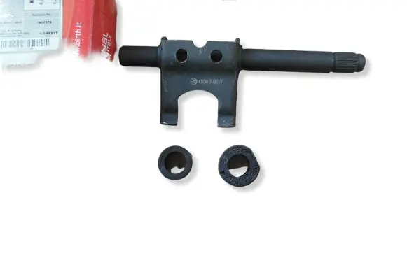 Fiat Seicento/600 Clutch release arm fork 7617578
