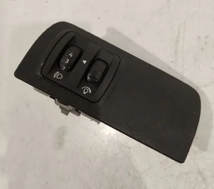 Renault Megane III Headlight level height control switch 08802020 88020009459